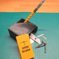 Hộp tiêu hủy lưỡi dao (Blade Disposal) - Thumbnail 10
