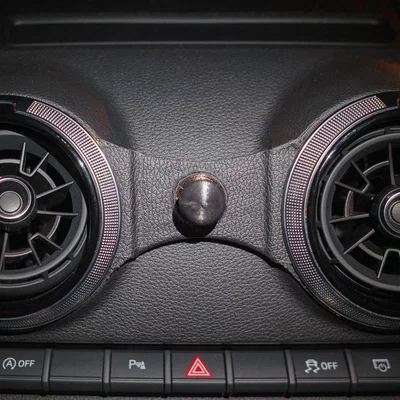 Đế gắn điện thoại khe gió Audi A3 2016-2020 (air vent phone holder base)