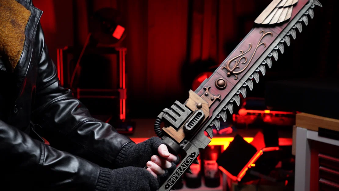 The Teeth of Terra by Cornivius - Prop Chainsword nhiều phần (REMIX) - Image 1