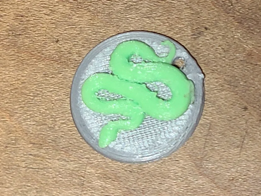 Móc khóa hình rắn (Snake Keychain) - Image 1