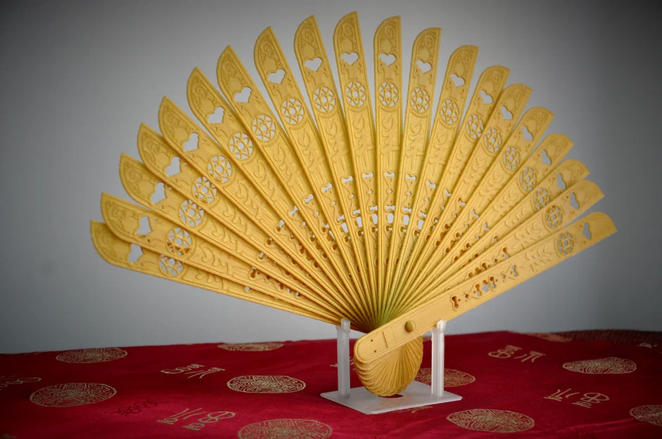 Quạt Xếp Trung Hoa kèm Hình Dê (In Liền Khối, Không Cần Lắp Ráp) - Image 7