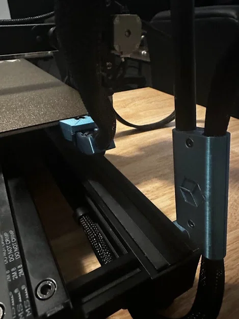 Giá đỡ cáp Anycubic cho cáp bed Kobra 2 Max (Bản Full) - Image 4