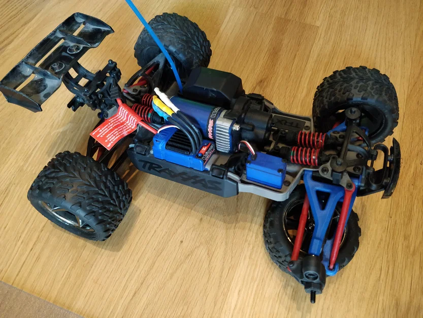 E-Revo 1/16 Upright (Upright/Steering Knuckle thay thế) - Image 3