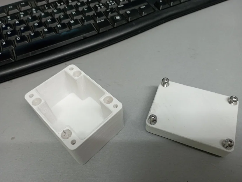 Vỏ hộp điện tử Elektro Elektronik Gehäuse - Image 1