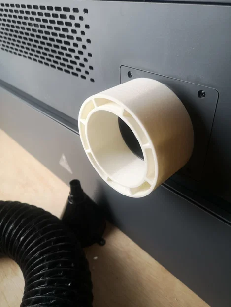 Adaptor ống thoát khí Xtool P2 cho ống 10cm (4 inch) - Image 1