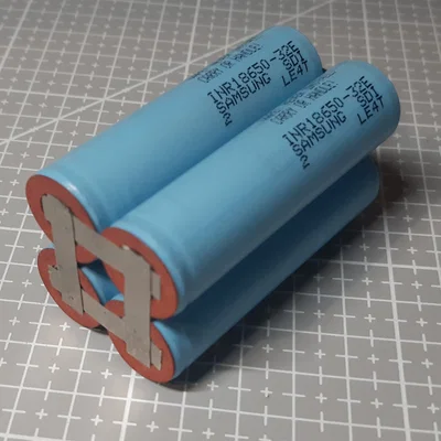 Powerbank 12800 mAh - 18650