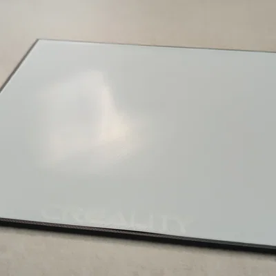 File in kiểm tra lớp đầu tiên (First Layer Test) cân chỉnh bàn in 3D