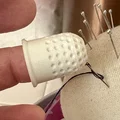 Đê may kim Humble Thimble - Bảo vệ ngón tay khi may vá - Thumbnail 1