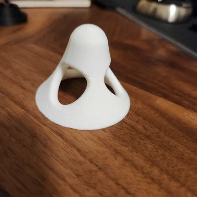 Nón kê đồ sơn (Paint Cone) in 3D nhanh, không cần hỗ trợ