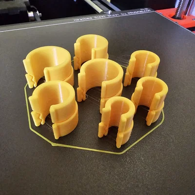 Kẹp cáp tròn (Round cable clips) in 3D