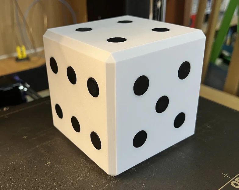 Hộp Xúc Xắc Bí Mật (Secret Dice Box) - Image 1