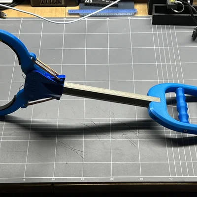 Cánh Tay Gắp Cơ Khí (Mechanical Grabber Arm)
