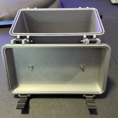 Hộp Chilly Bin chống nước (water-resistant) Storage Box MMU