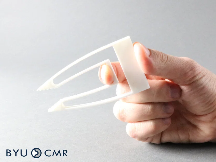 Kẹp phẫu thuật compliant (Compliant Surgical Grippers) - Image 1