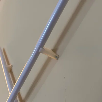 Giá treo tường lightsaber Savi's Workshop (treo chữ X)