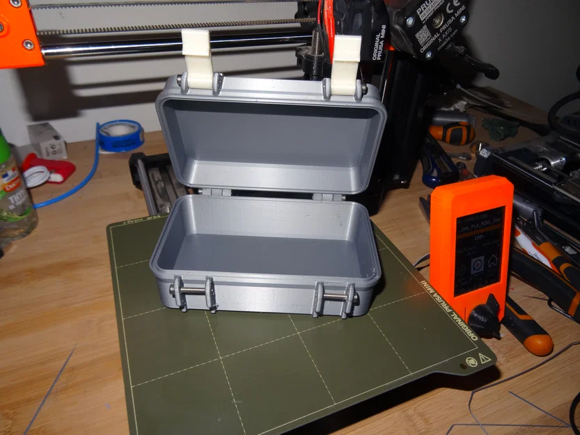 Rugged box remix – Hộp rugged bo fillet, đổi vít M3x20 kèm file SolidWorks - Image 1