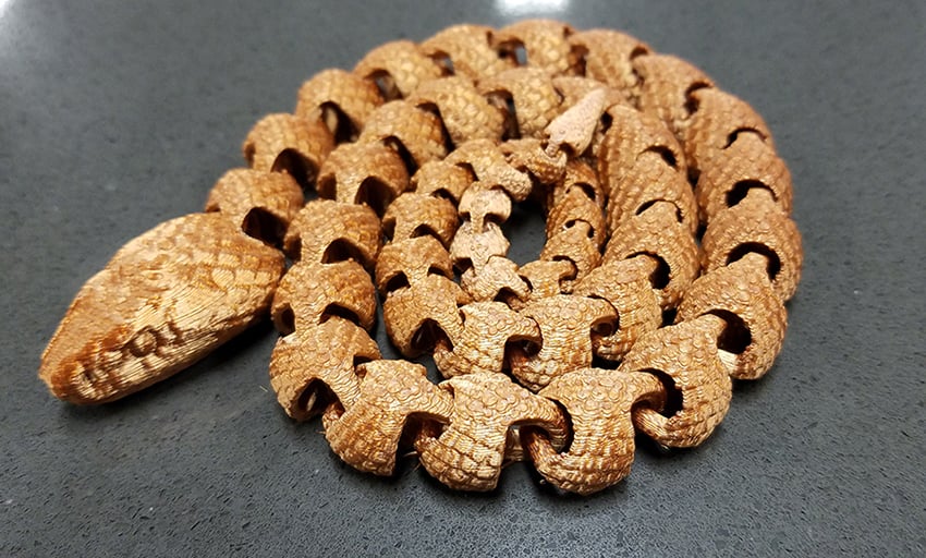 Mô hình rắn khớp nối (Articulated Snake) in 3D có vảy cực đẹp - Image 1