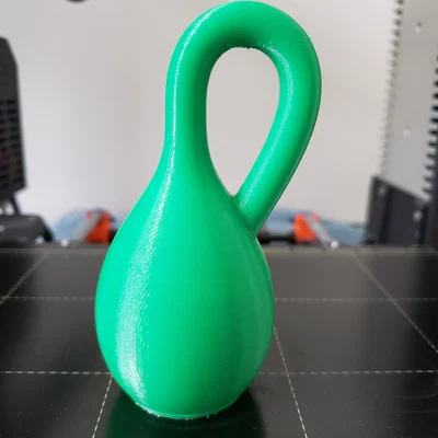 Chai Klein (Klein Bottle)