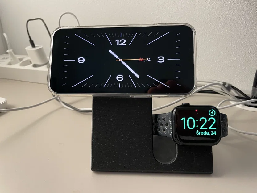 Đế sạc iPhone MagSafe + Apple Watch + AirPods của Apple - Image 1