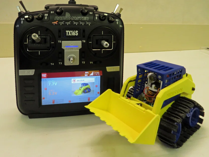 MiniSkidi Mk3 bản Radio Control kèm FPV - Image 1