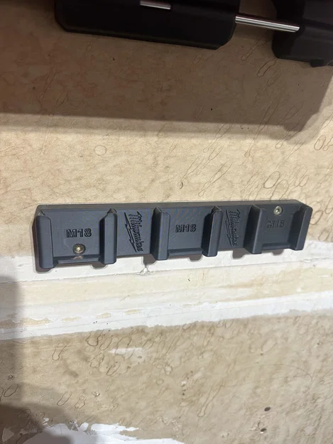 Giá treo pin Milwaukee M18 - Thiết kế tối ưu cho dòng High Output - Image 2