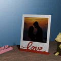 Khung trưng bày ảnh Polaroid chữ Love - Phụ kiện trang trí bàn làm việc - Thumbnail 1