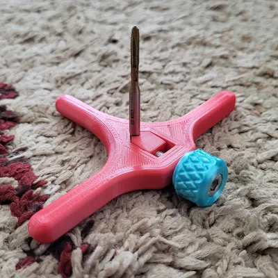 Tay Quay Ta Rô (Tap Wrench)