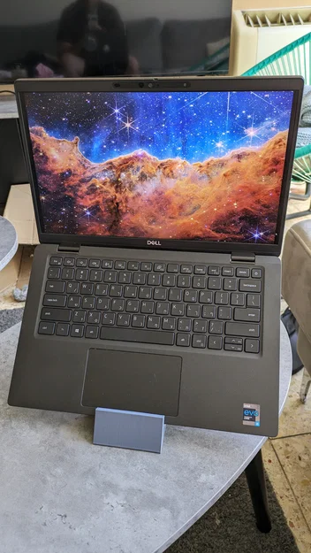 Kệ Đỡ Laptop (Laptop Stand) Một Mảnh - Image 2