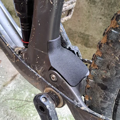 Chắn bùn/guard Transition Loam Shelf (carbon & aluminium V2 Sentinel)