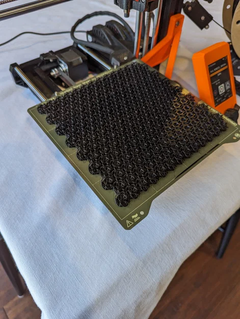 Vải Hex NASA scale vừa khay in (OpenSCAD parametric) - Image 1