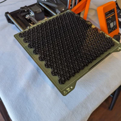 Vải Hex NASA scale vừa khay in (OpenSCAD parametric)