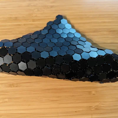 Vải Hex NASA scale vừa khay in (OpenSCAD parametric)