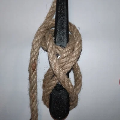 Cleat kẹp dây kiểu nêm (Halyard cleat)