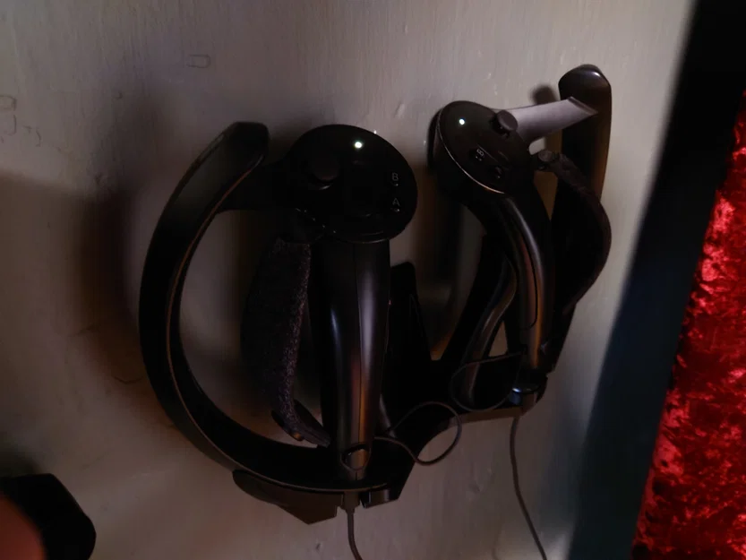 Valve Index HMD + Controllers Wall Mount (Giá treo tường) - Image 4