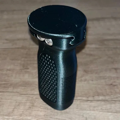 Tay Cầm Dọc Ngắn Có Vân (Textured Short Vertical Grip)