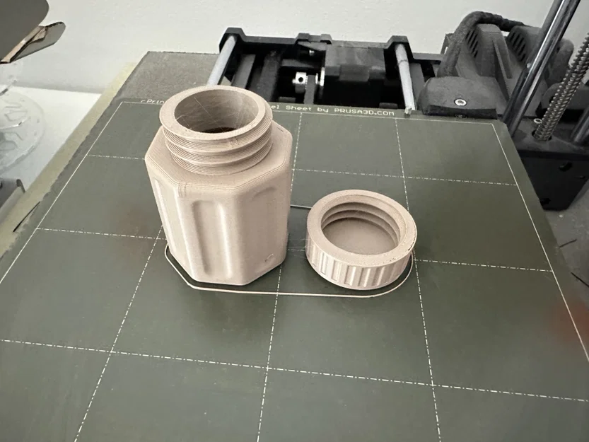 Hộp đựng mini đa năng có nắp vặn (In 3D không cần support) - Image 1