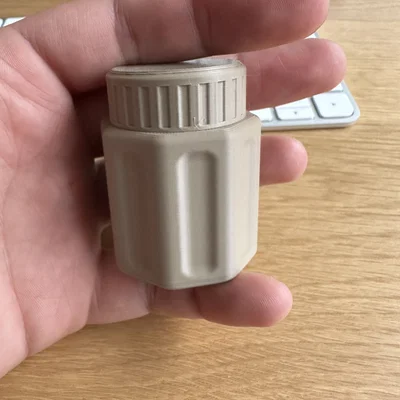 Hộp đựng mini đa năng có nắp vặn (In 3D không cần support)