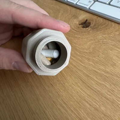 Hộp đựng mini đa năng có nắp vặn (In 3D không cần support)