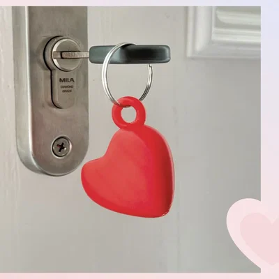 Móc khóa hình trái tim Love Heart Keyring đáng yêu
