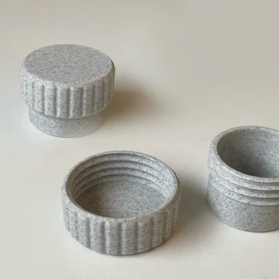 Hộp đựng thuốc dạng xoắn nhỏ gọn, in 3D không cần support
