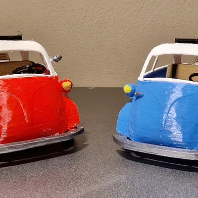 BMW Isetta 1950 tỉ lệ 1:24 – Designer Ed van der Heijden