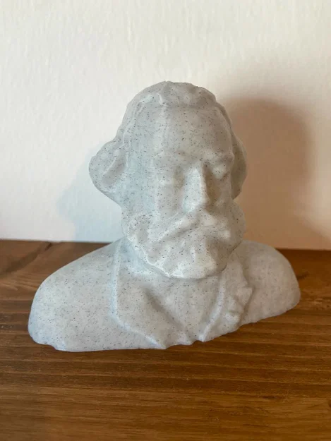 Mô hình tượng bán thân Karl Marx in 3D dễ dàng và chi tiết - Image 1