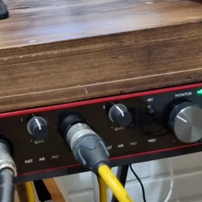 Giá đỡ treo Focusrite Scarlett 4i4 dưới bàn làm việc (3D Model)