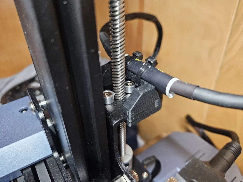Giá đỡ dây cáp Extruder cho máy in Creality CR-10 SE - Image 1