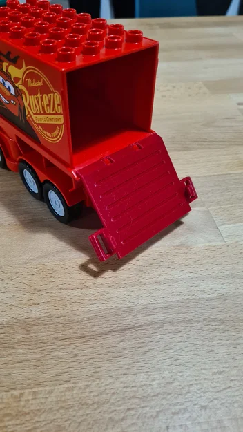 Cửa/Dốc Duplo Horse Trailer 1x4 có tay nắm – cửa sau Mack - Image 1