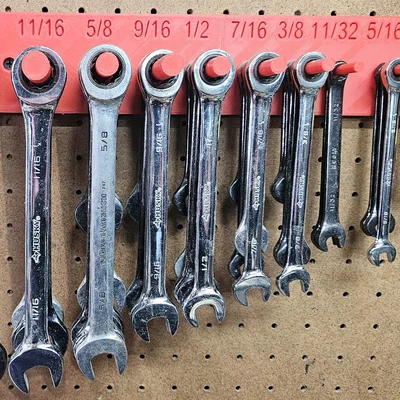 Kệ Treo Cờ Lê Vòng Miệng (SAE/Metric) Treo Tường - Nhiều Cây Cùng Size