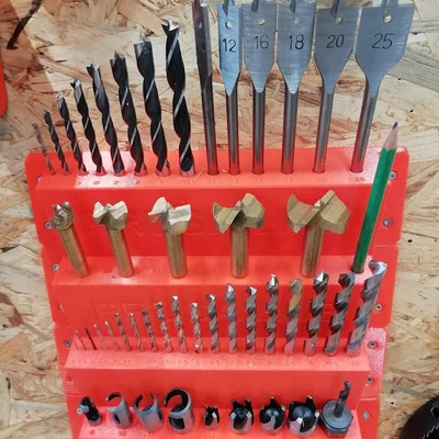 Bộ giá treo mũi khoan gắn tường thông minh giúp không gian làm việc ngăn nắp