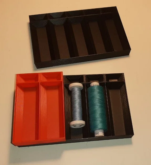 Insert cuộn chỉ may (bobbins) kèm holder cuộn & roll holder, tùy biến cho mọi ngăn kéo - Image 4