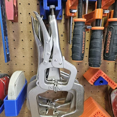 Giá treo tường kìm bấm (Welding Clamp / Vise Grip Holder)