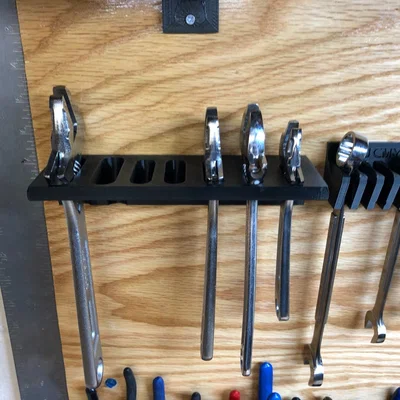 Giá treo cờ lê (Wall Mount Crescent Wrench) in 3D tiện lợi cho nhà xưởng